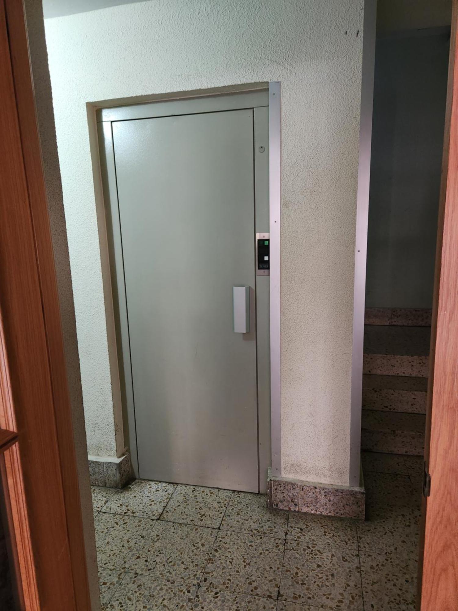 Moderno Apartamento Cerca Del Centro En 레온 외부 사진